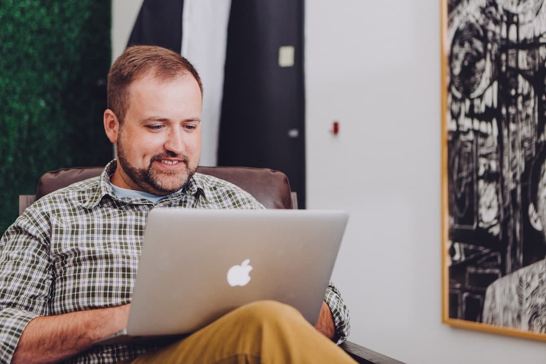 Unlocking Reddit: A Founder's Guide to Audience Research and Pain Point Discovery