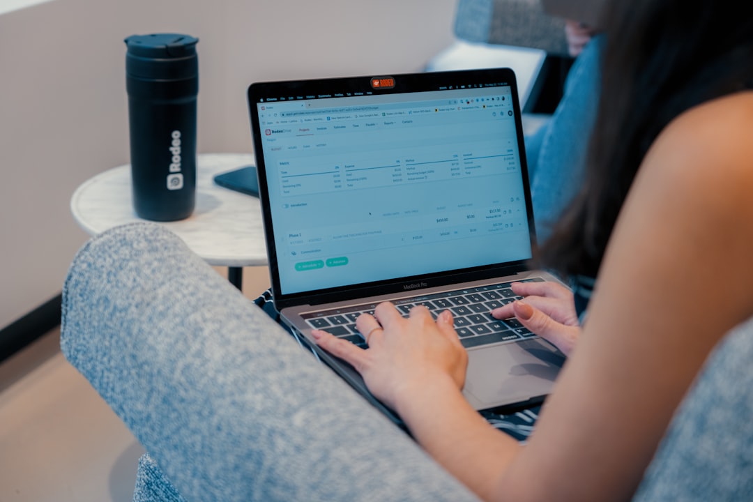 Setting Up Reddit Keyword Alerts for Founders and Growth Operators